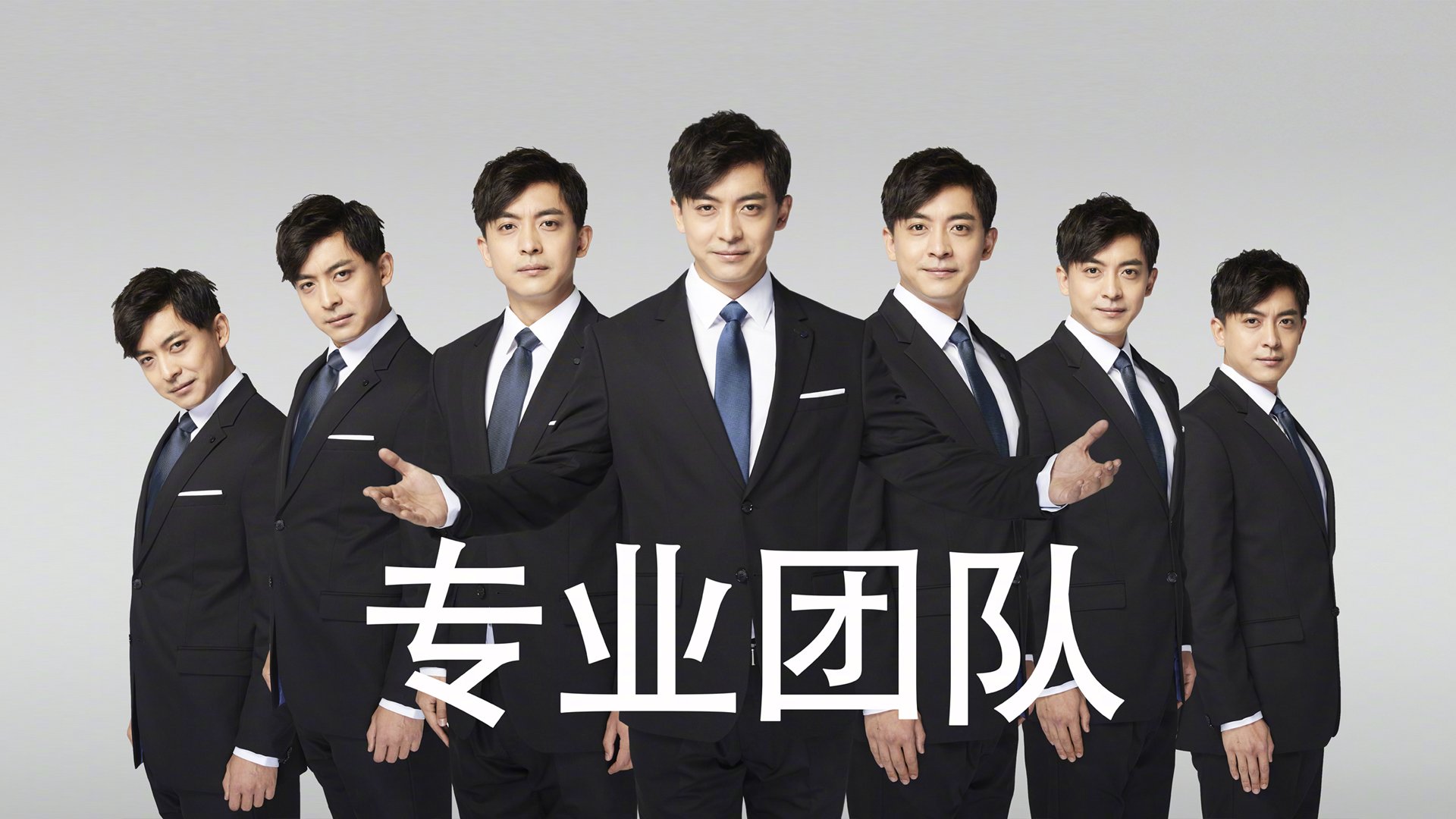 开云平台-莱万用一记教科书式的凌空斩，定义了何为顶级中锋