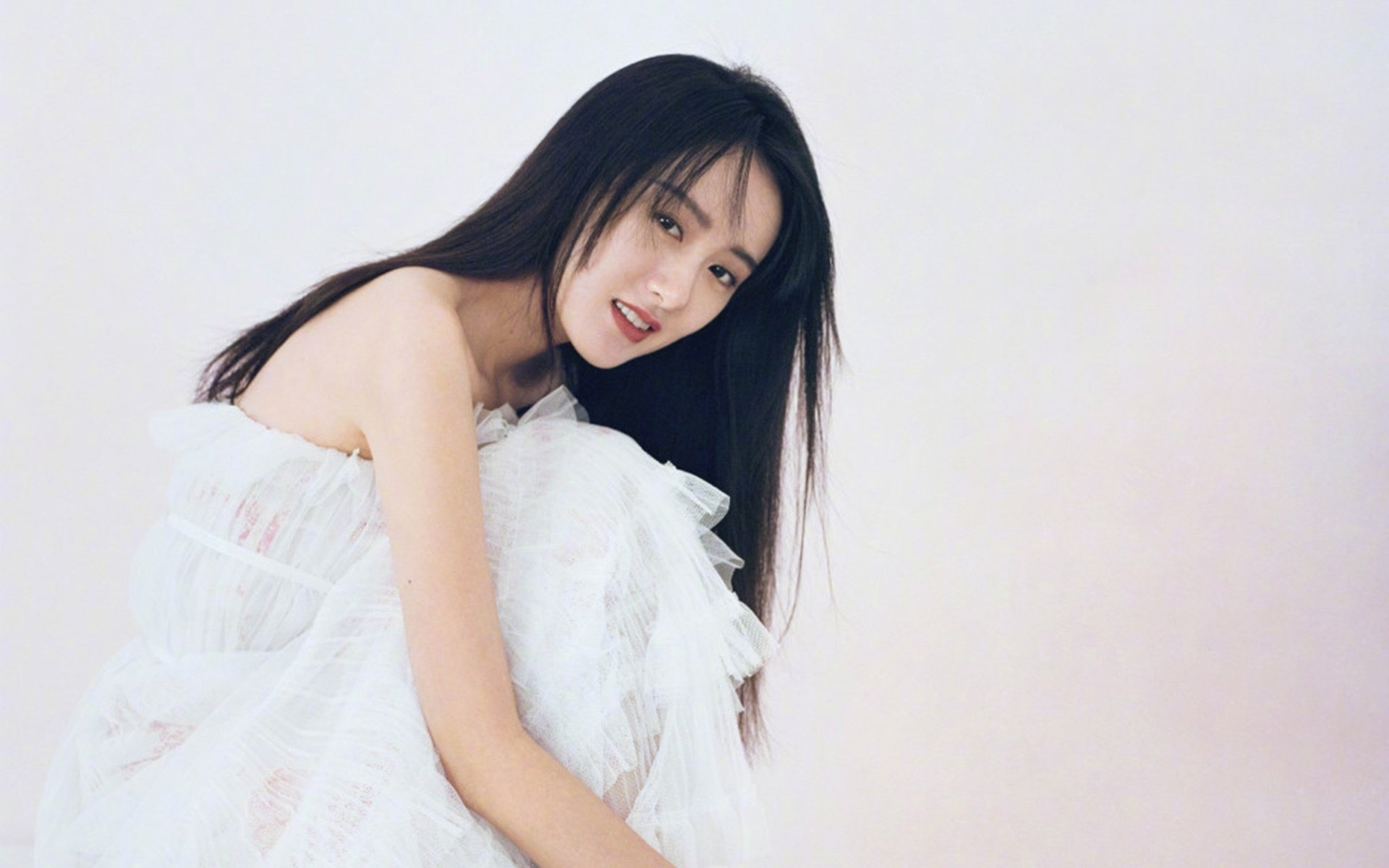 开云平台-阿什拉夫节奏大师级掌控，牙买加闪电战冲垮曼联防线