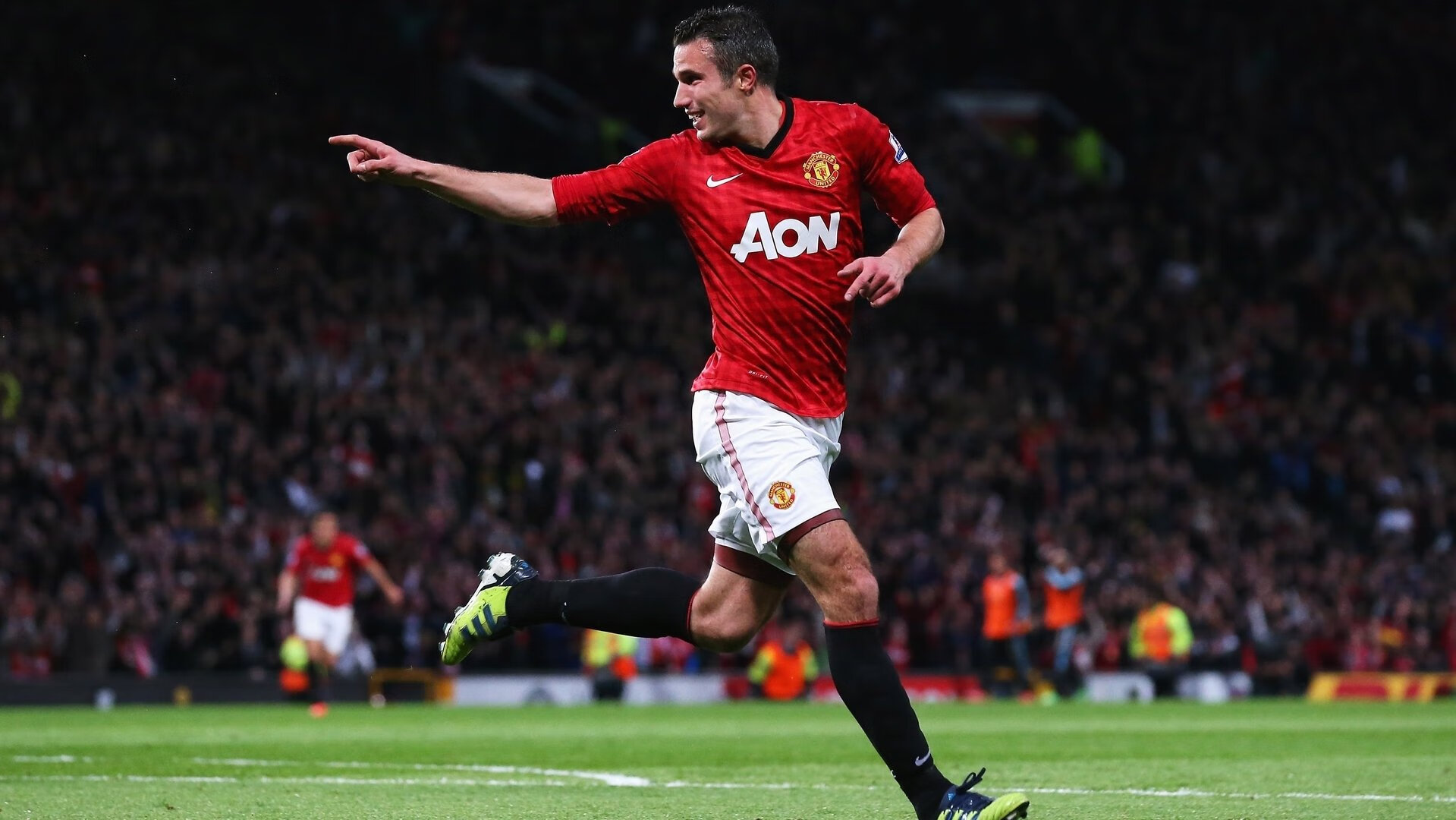 破壁!尼克斯铁血绞杀灰熊,跨界王者拉梅洛在F1赛道完成终极接管