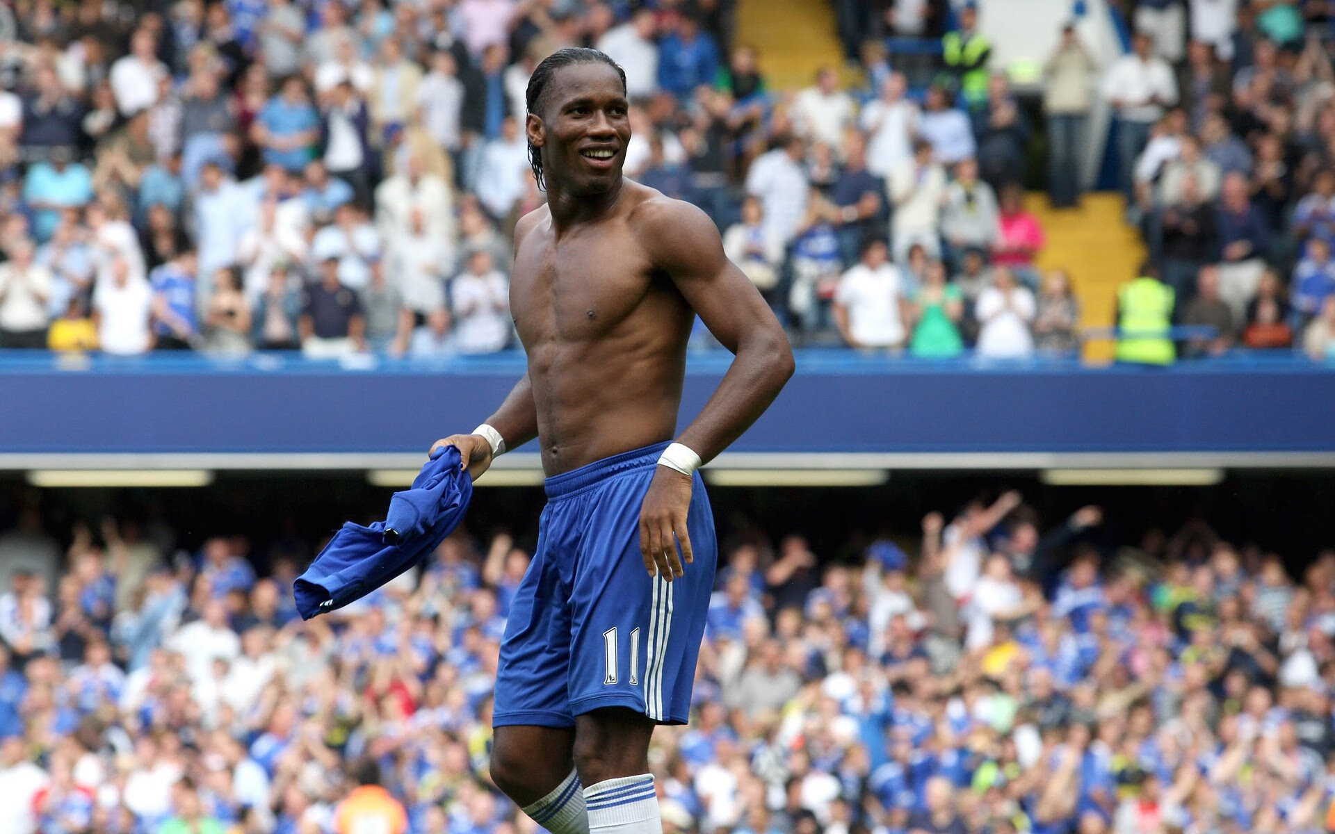 开云APP-尼日利亚掀翻多特蒙德！西决生死战，非洲雄鹰的战术碾压与欧洲豪门的意外崩塌