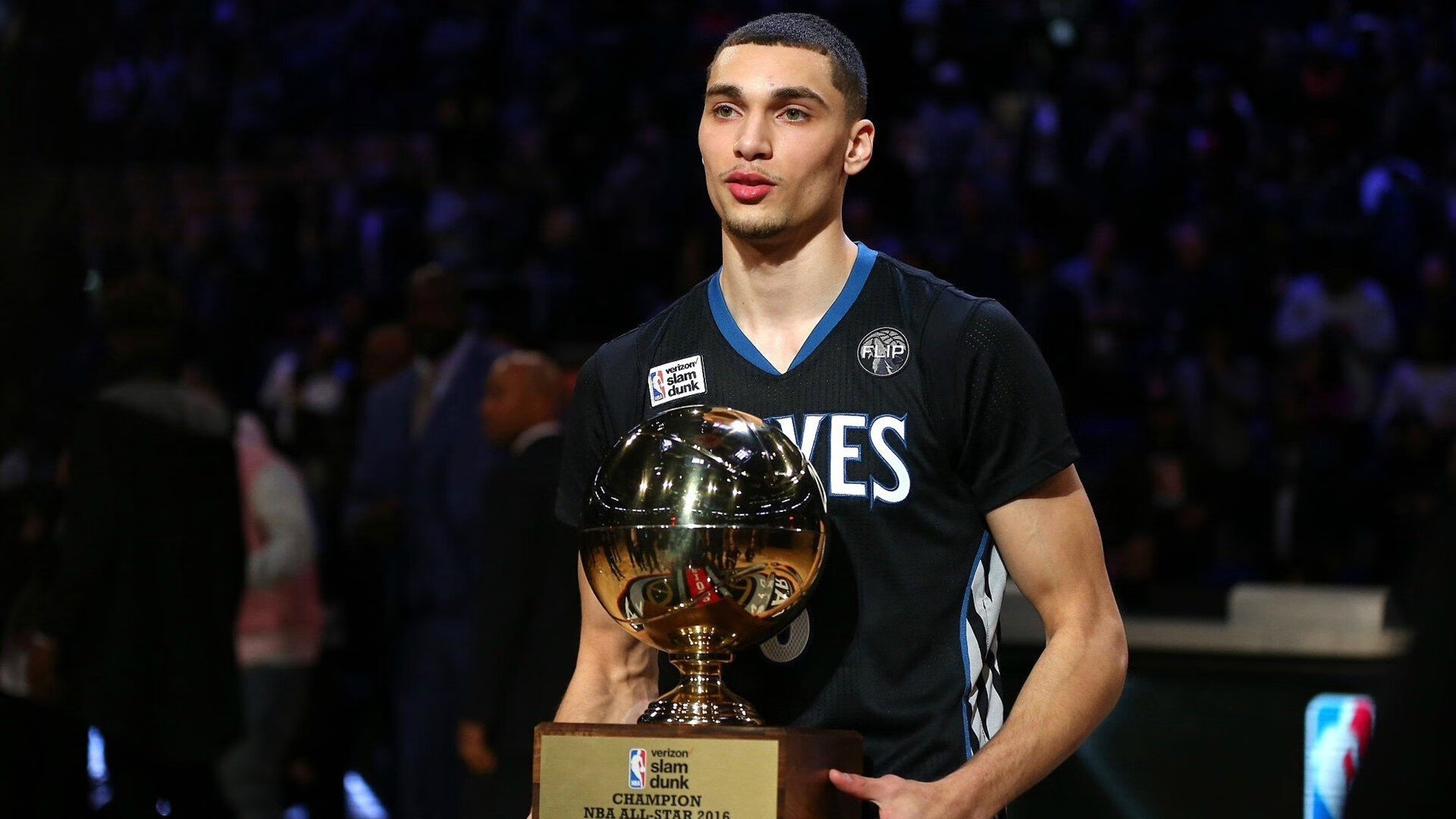 绝境之王！锡安末节连砍14分撕裂浙江防线，开拓者客场逆袭背后藏何玄机？